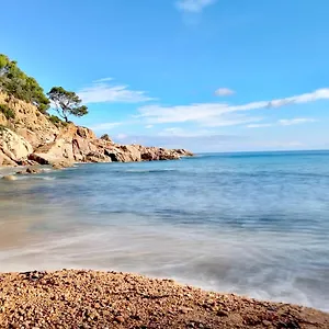⭑ Sea Views + Private Beach. What Else? ⭑ Apartamento